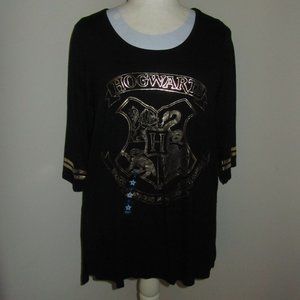 💰 3/$25.00 Women's Harry Potter Hogwarts 1/2 Sleeve Top Size M NWOT.
